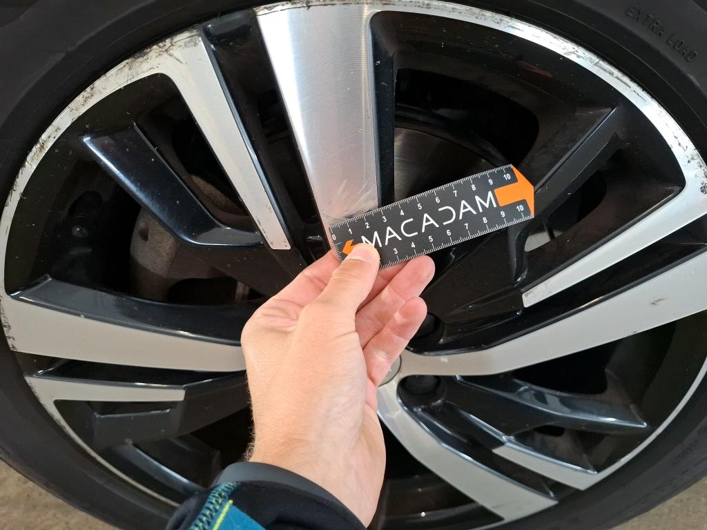 PEUGEOT 3008 Hybrid 225 e-EAT8 GT 2020