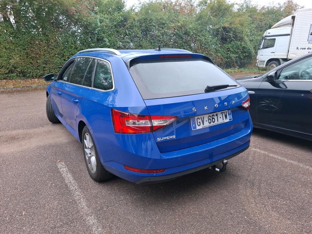 SKODA SUPERB COMBI 2.0 TDI 150 SCR DSG7 Business 2024