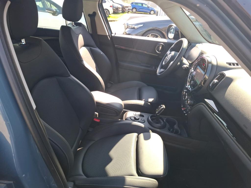 MINI COUNTRYMAN F60 LCI 136 ch BVA7 Cooper Essential 2023