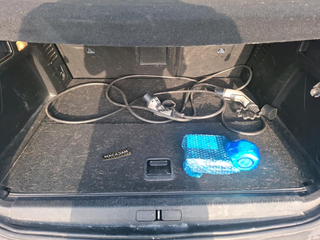 PEUGEOT 3008 Hybrid 225 e-EAT8 GT 2022