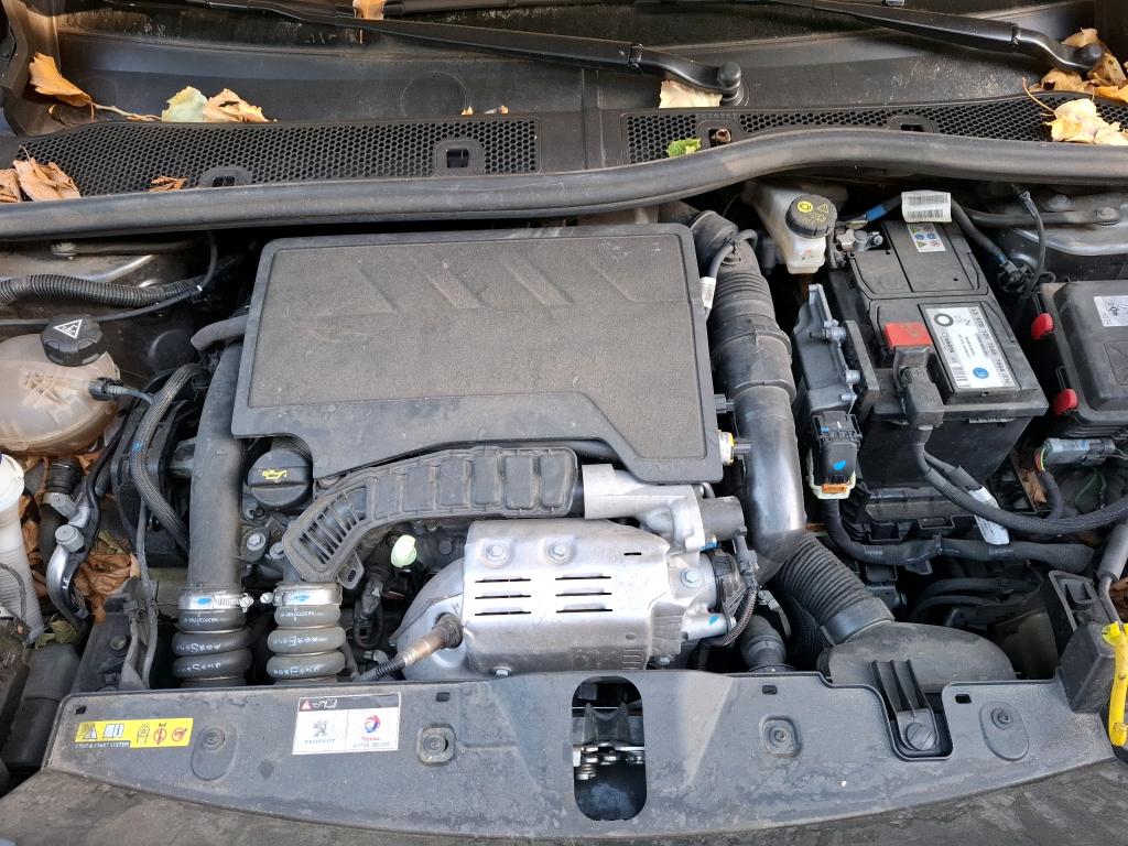 PEUGEOT 2008 BUSINESS PureTech 130 S&S EAT8 Allure 2021
