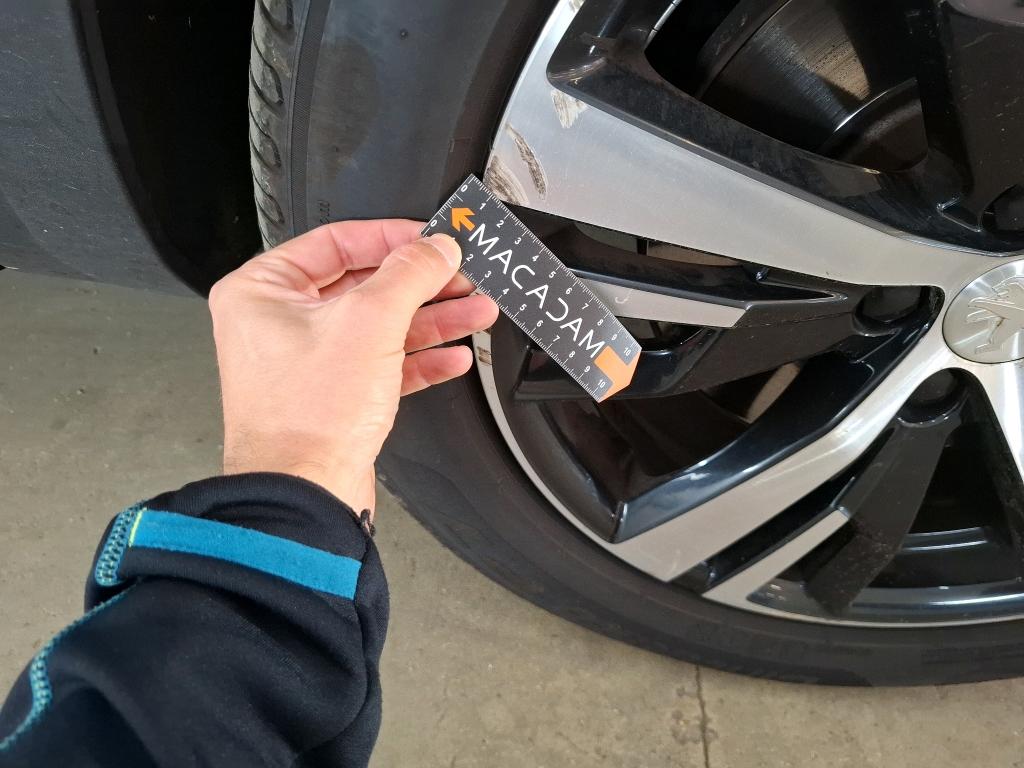 PEUGEOT 3008 Hybrid 225 e-EAT8 GT 2020
