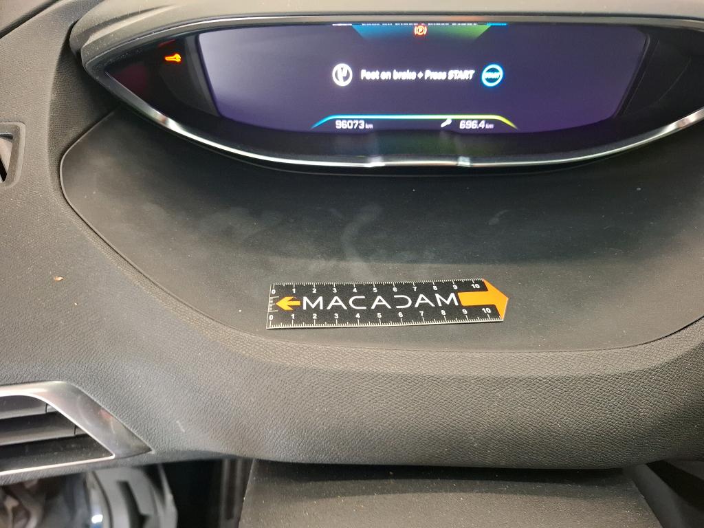 PEUGEOT 3008 Hybrid 225 e-EAT8 GT 2021