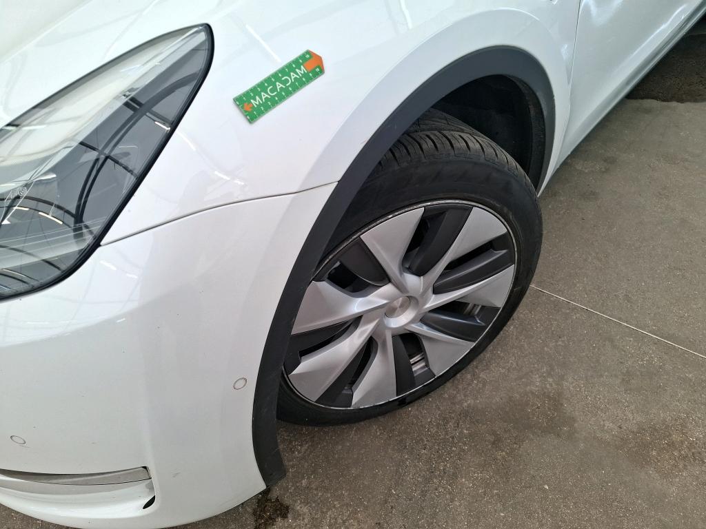 TESLA  2022