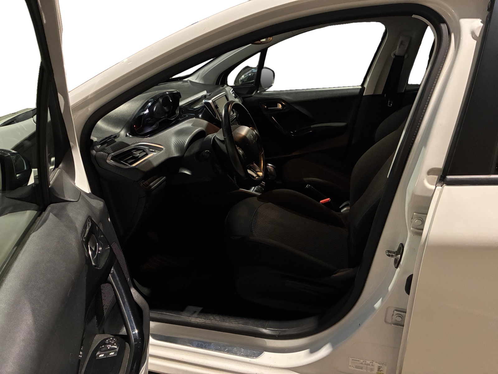 PEUGEOT 208 PureTech 82 BVM5 Style 5 ptes 2018