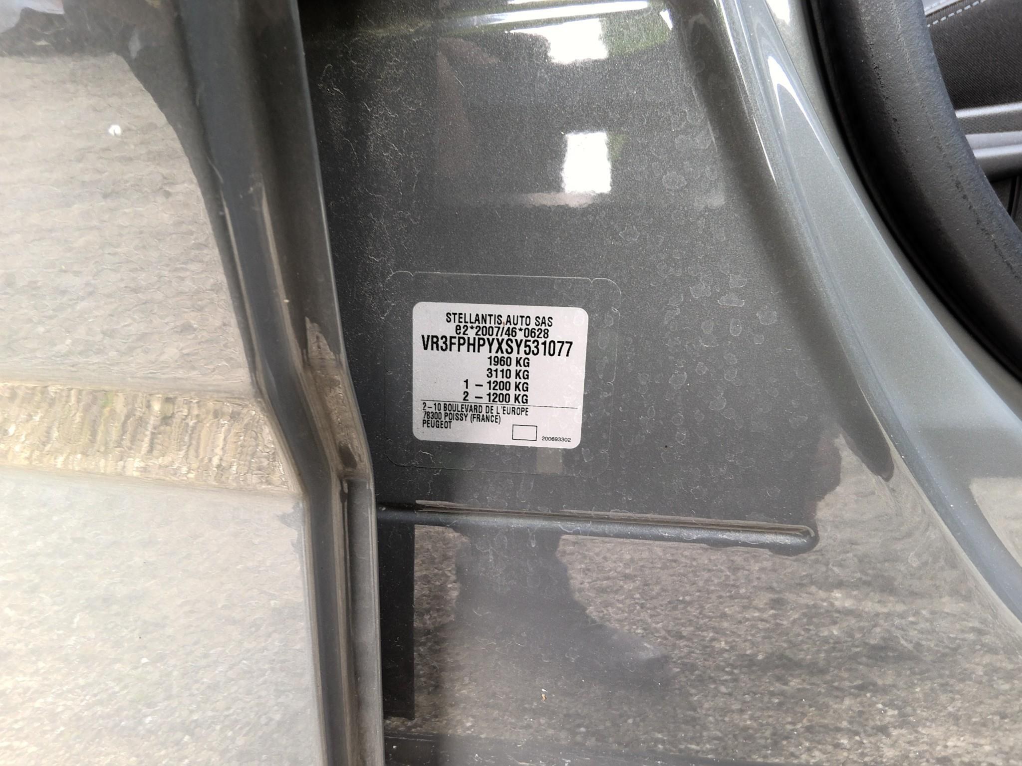 PEUGEOT 308 Hybrid 145 e-DCS6 GT 2025