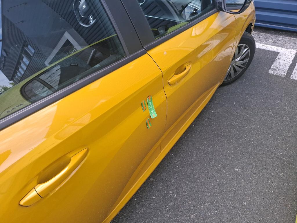 PEUGEOT 208 BlueHDi 100 S&S BVM6 Active 2022