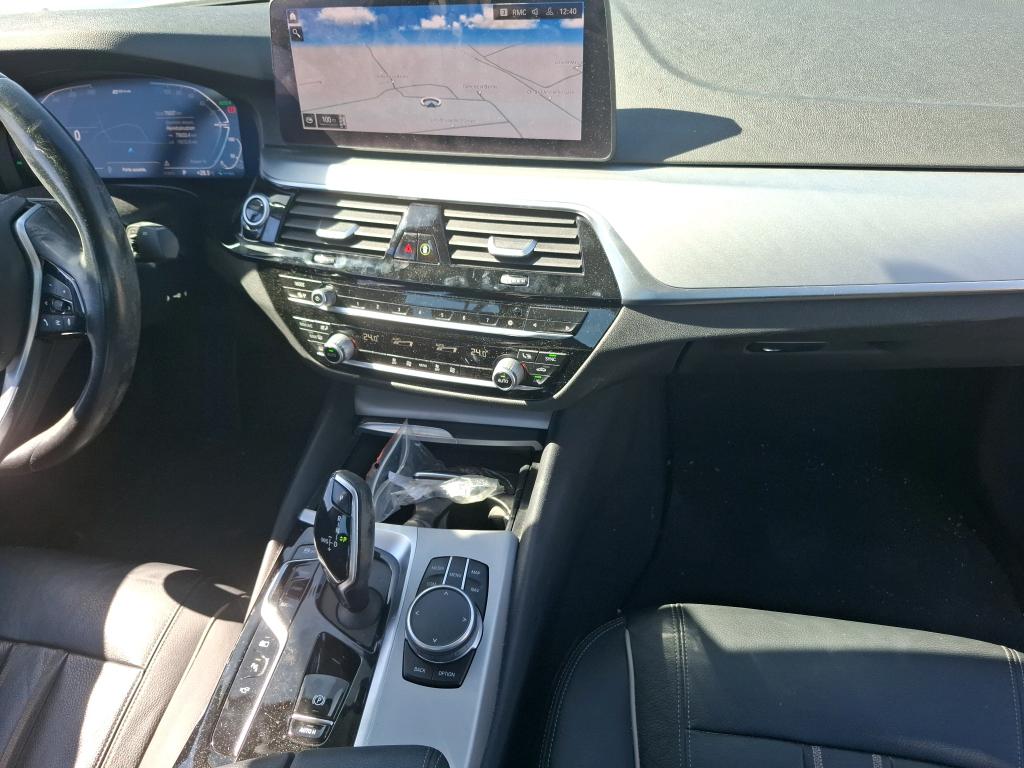 BMW SERIE 5 G30 LCI 530e TwinPower Turbo 292 ch BVA8 Business Design 2020