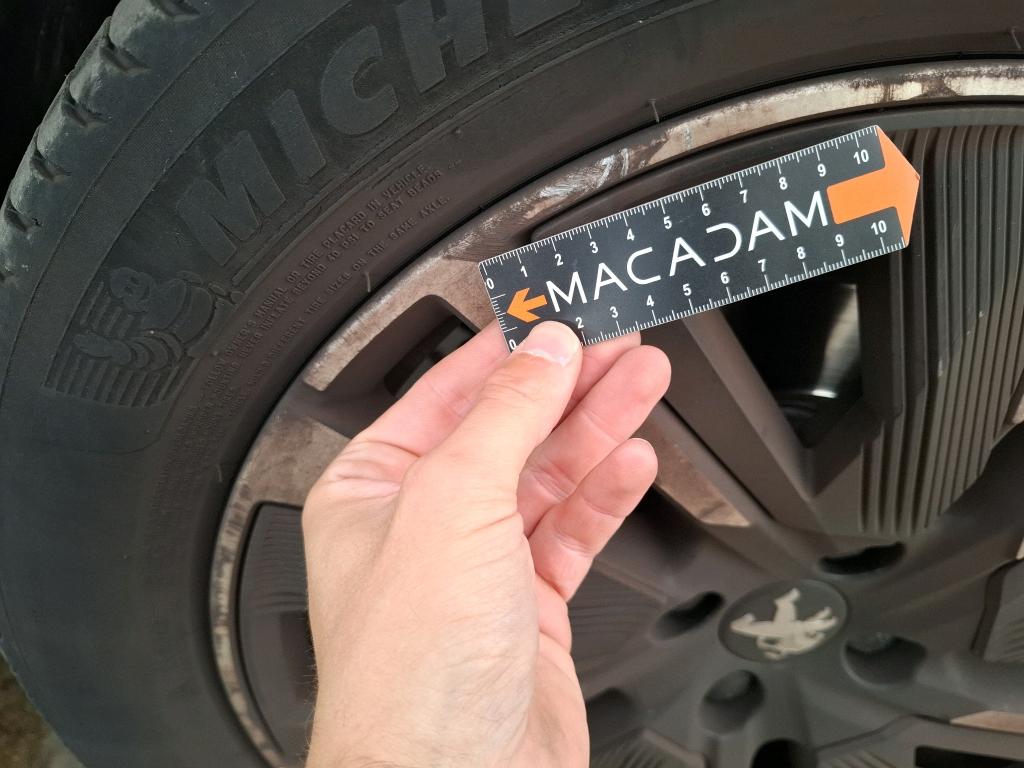 PEUGEOT 2008 PureTech 155 S&S EAT8 GT Pack 2022