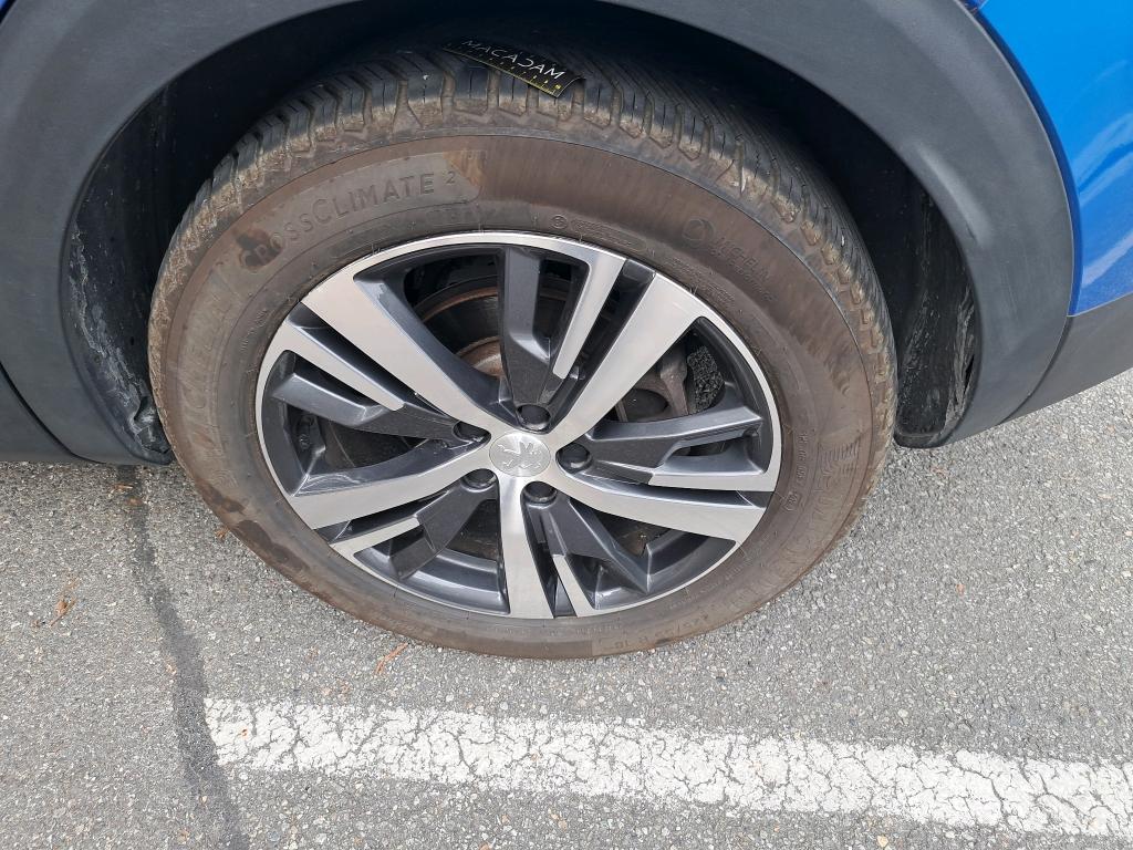PEUGEOT 3008 Hybrid 225 e-EAT8 Allure Pack 2022