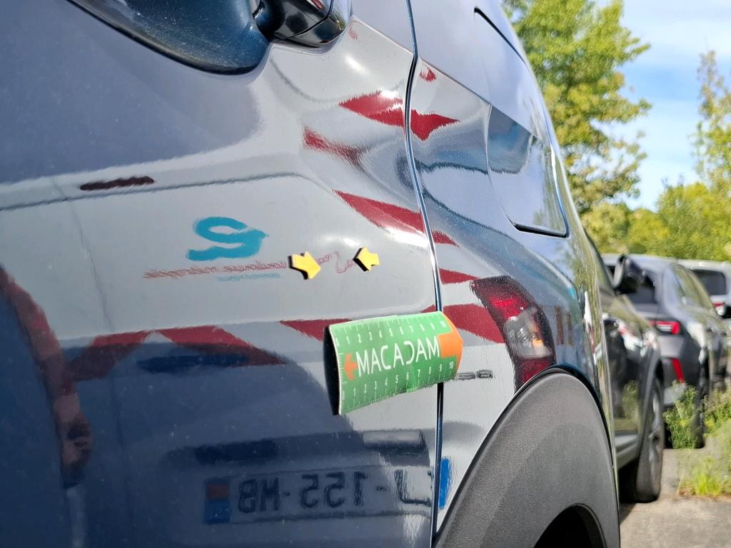 PEUGEOT 3008 Hybrid 225 e-EAT8 Allure Pack 2022