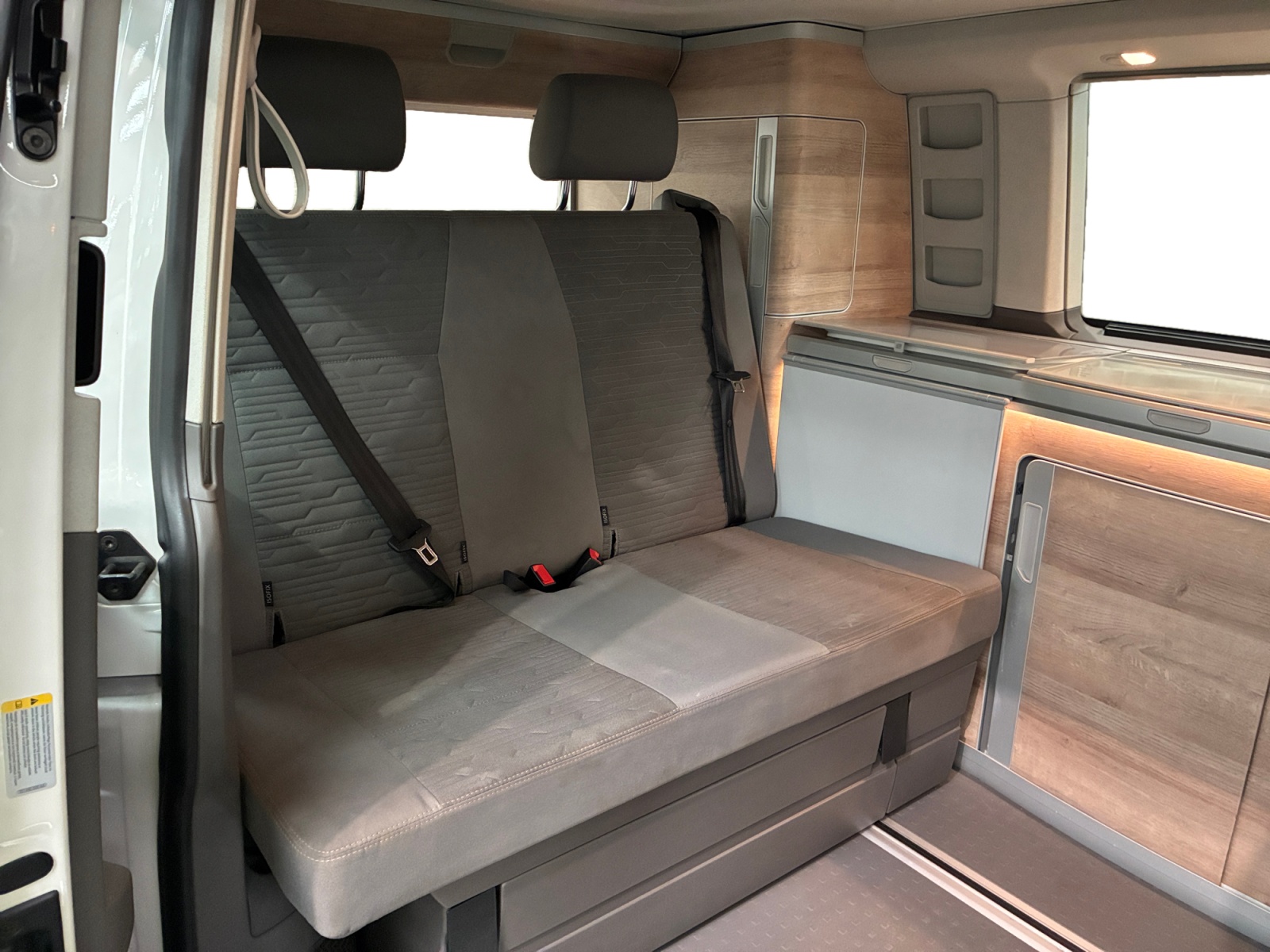 VOLKSWAGEN CALIFORNIA 6.1 2.0 TDI 150 BMT DSG7 Coast 2023