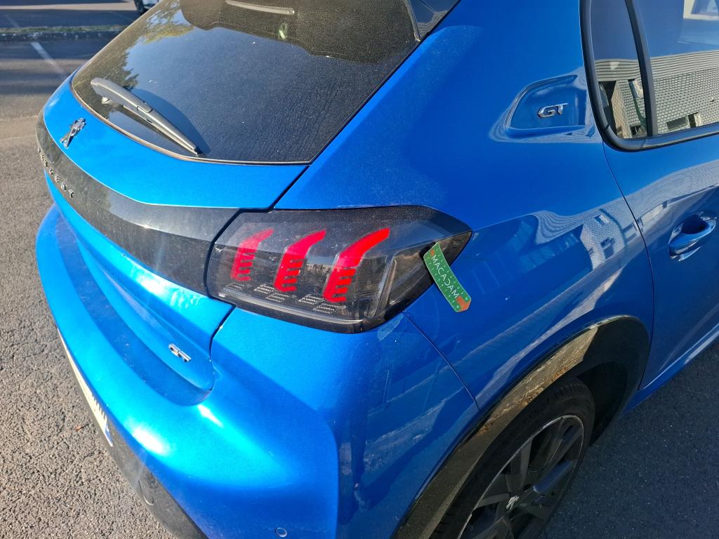 PEUGEOT 208) 208 PureTech 100 S&S EAT8 GT 2023