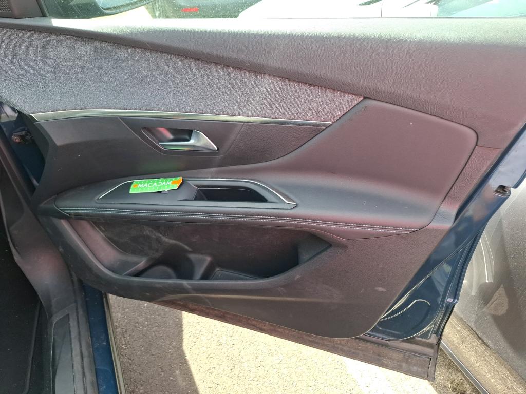 PEUGEOT 3008 Hybrid 225 e-EAT8 Allure Pack 2022