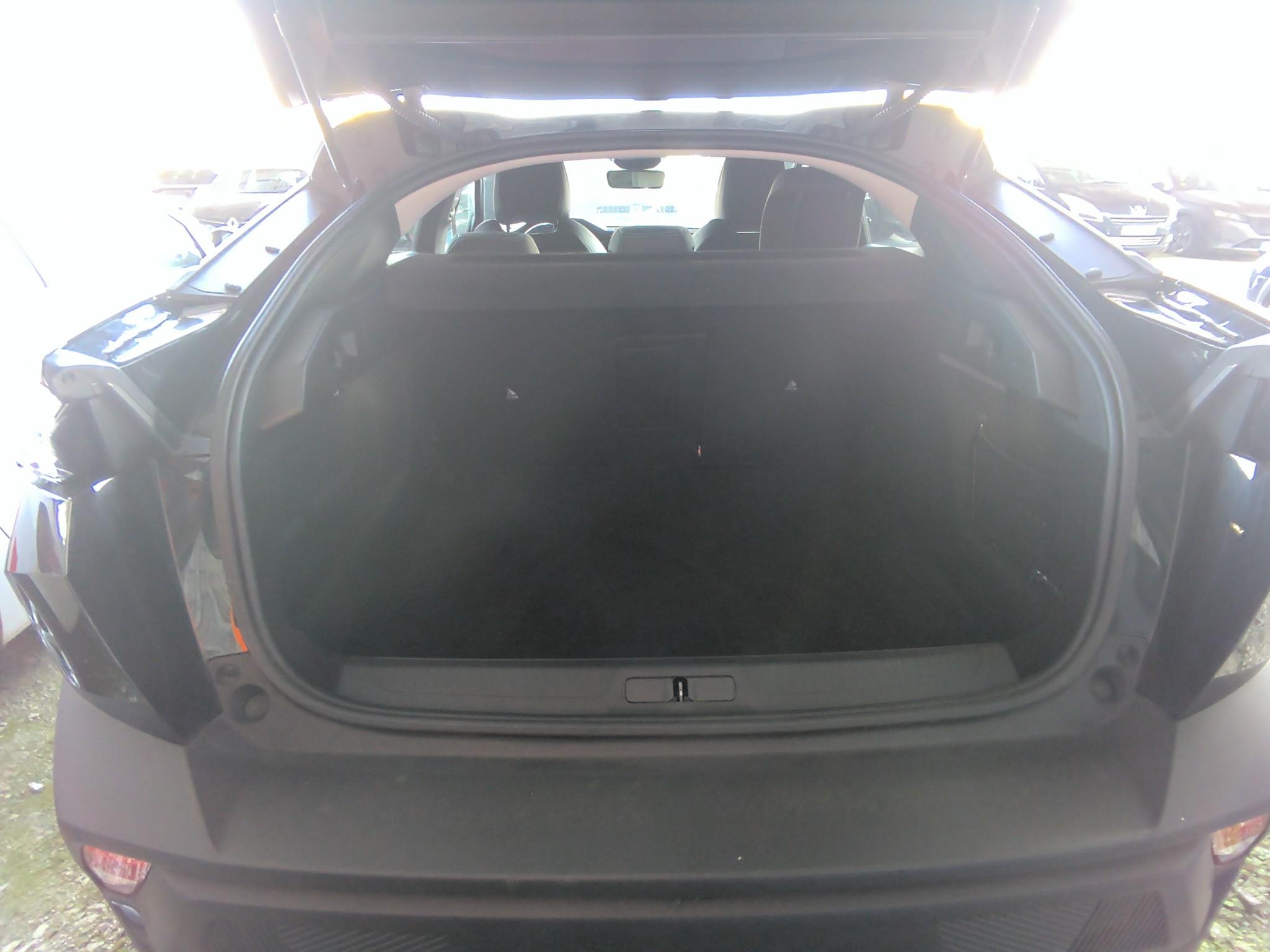 PEUGEOT 408 Hybrid 145 e-DCS6 Allure 2025