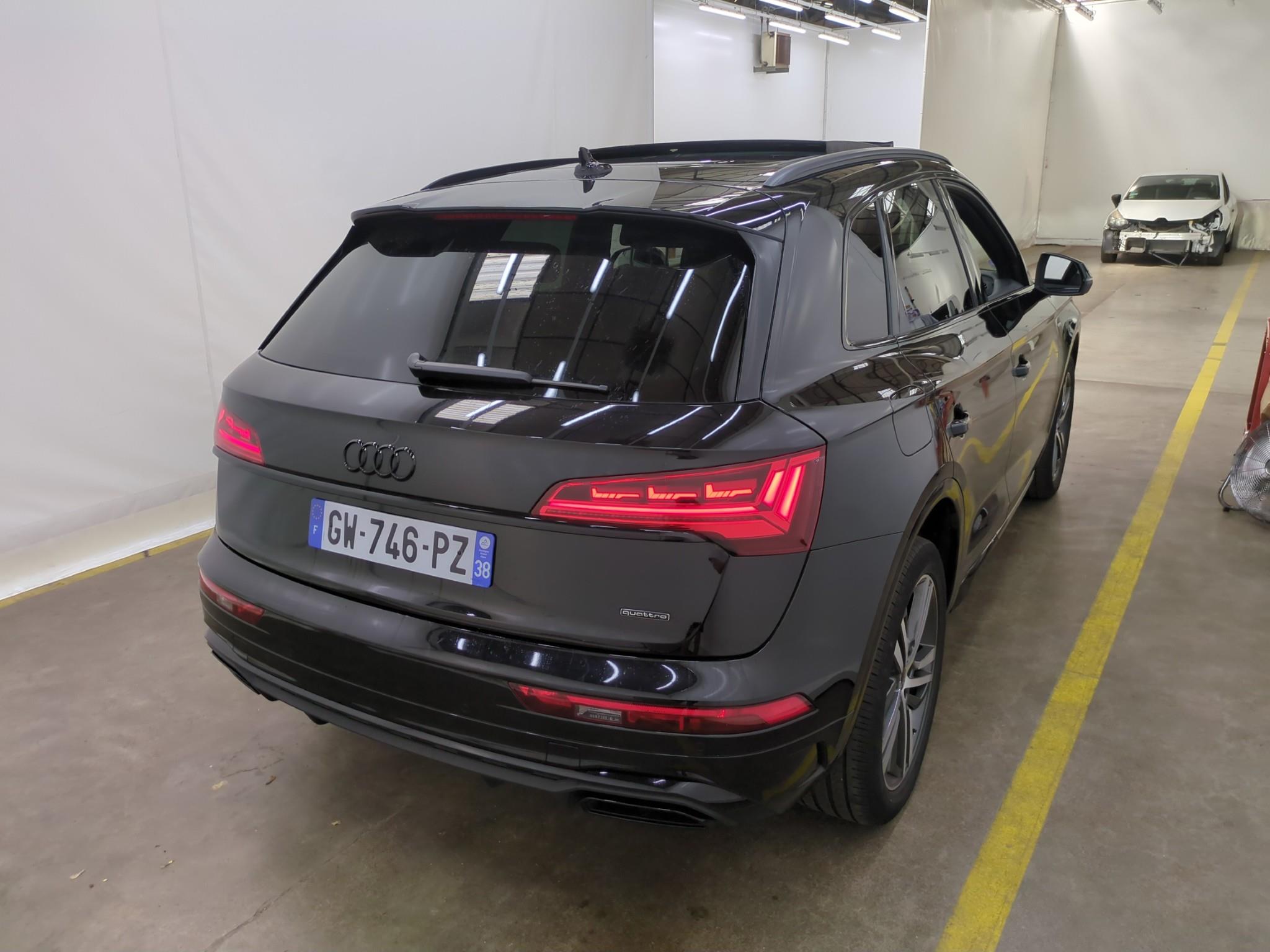 AUDI Q5 50 TFSIe 299 S tronic 7 Quattro line 2024