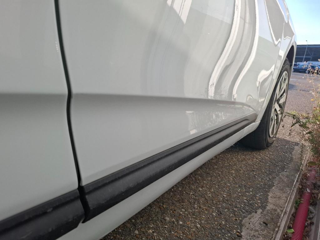 RENAULT CLIO V TCe 90 Equilibre 2023