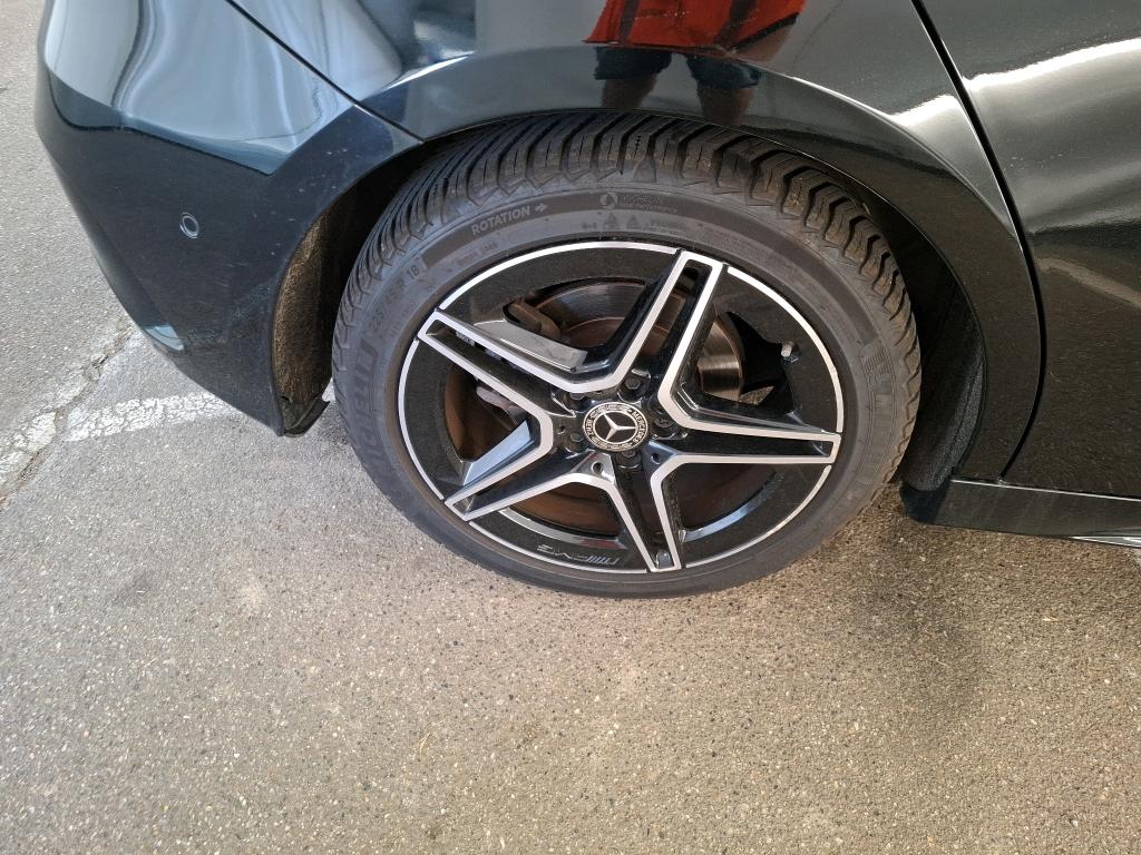 MERCEDES CLASSE A 200 7G-DCT AMG Line 2022