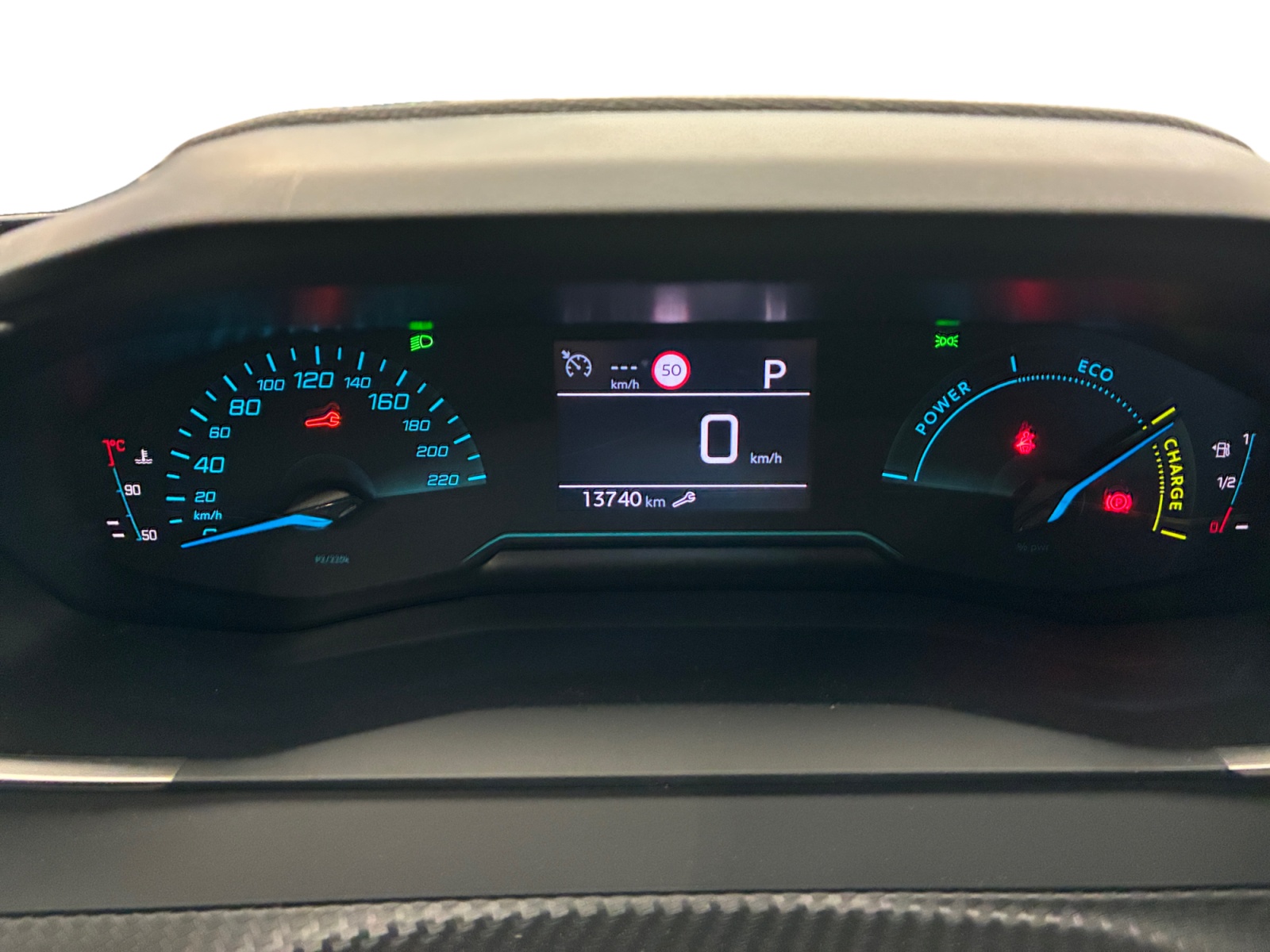 PEUGEOT 2008 Hybrid 145 ch e-DCS6 Style 2025