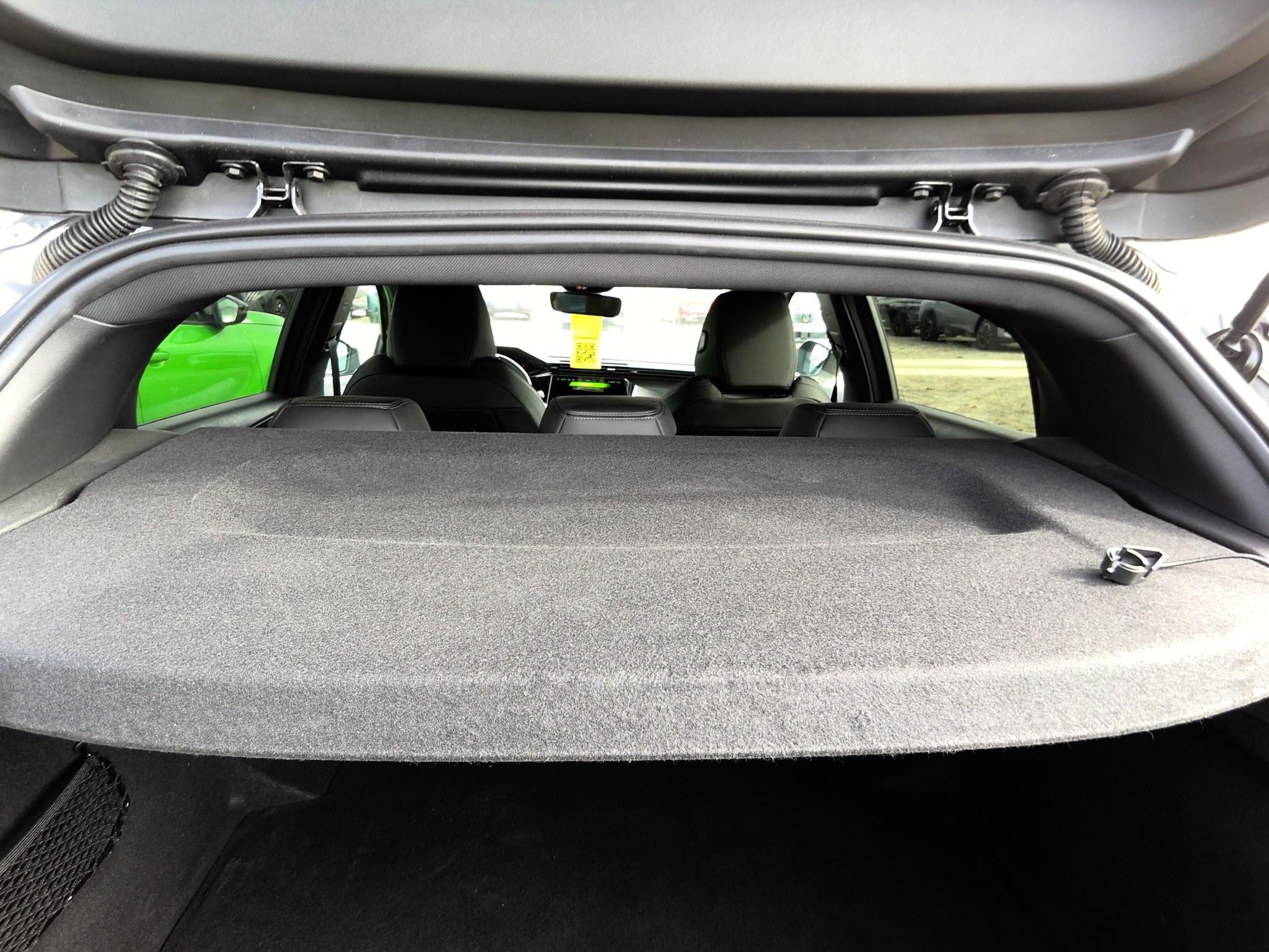 PEUGEOT 308 Hybrid 145 e-DCS6 GT 2025