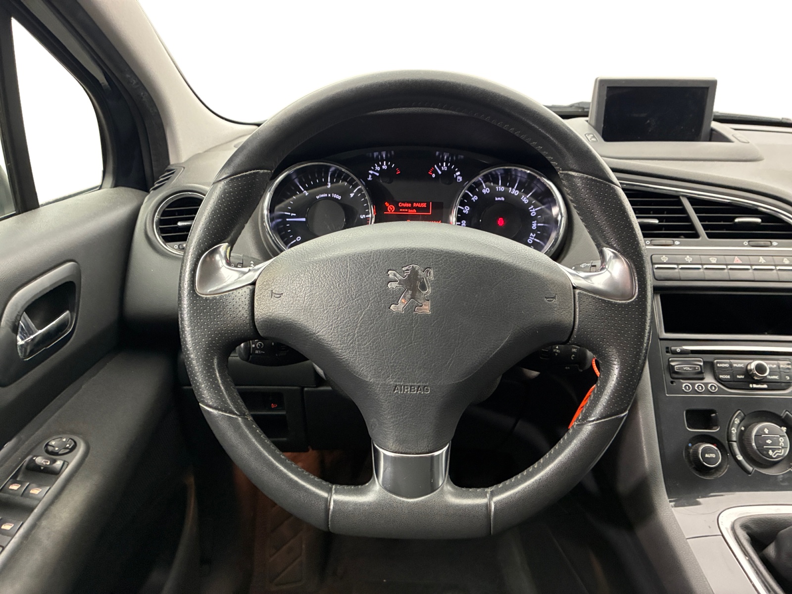 PEUGEOT 5008 2.0 HDi 150ch FAP BVM6 Allure 7pl 2013