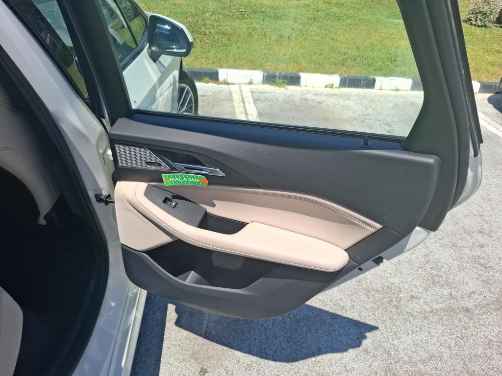 BMW SERIE 2 ACTIVE TOURER 225e xDrive 245 ch DKG7 M Sport 2023