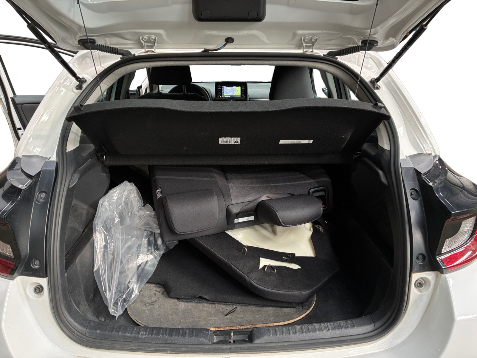 TOYOTA YARIS AFFAIRES PRO HYBRIDE 116h Dynamic Business 2023
