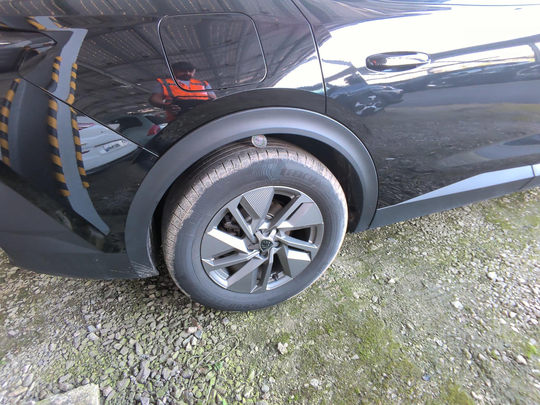 PEUGEOT 408 Hybrid 145 e-DCS6 Allure 2025