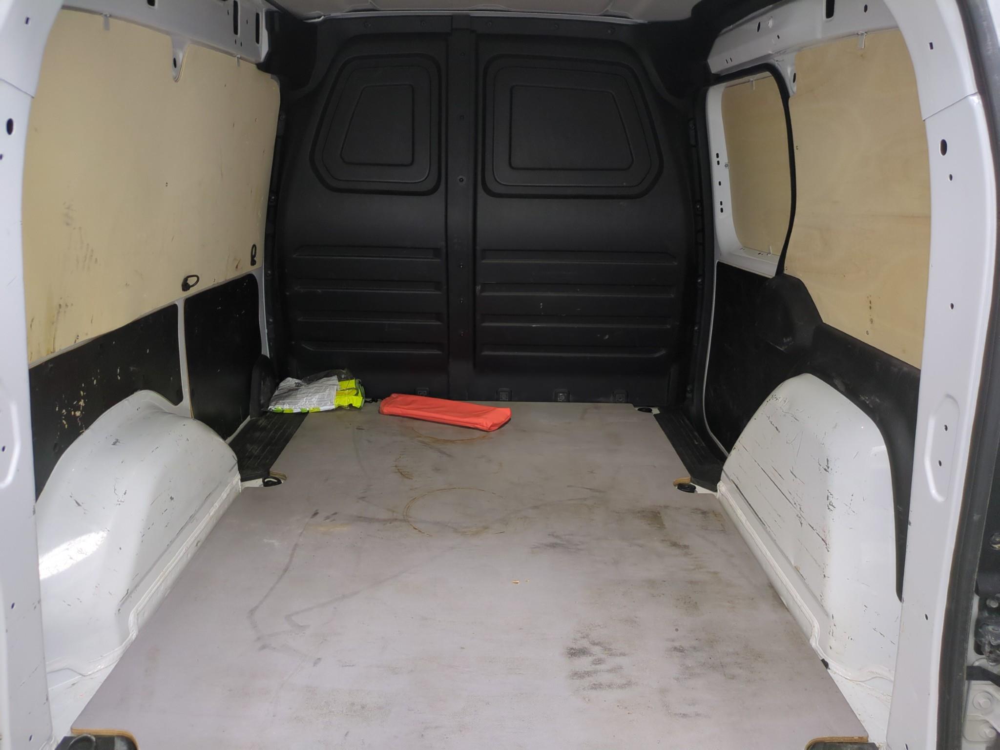 RENAULT KANGOO VAN FG TOLE BLUE DCI 95 L1 GSR2 ADVANCE 2024