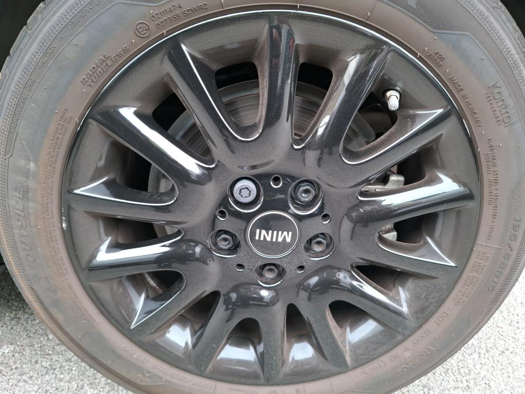 MINI HATCH 3 Portes Cooper 136 ch BVA7 Edition Camden 2023