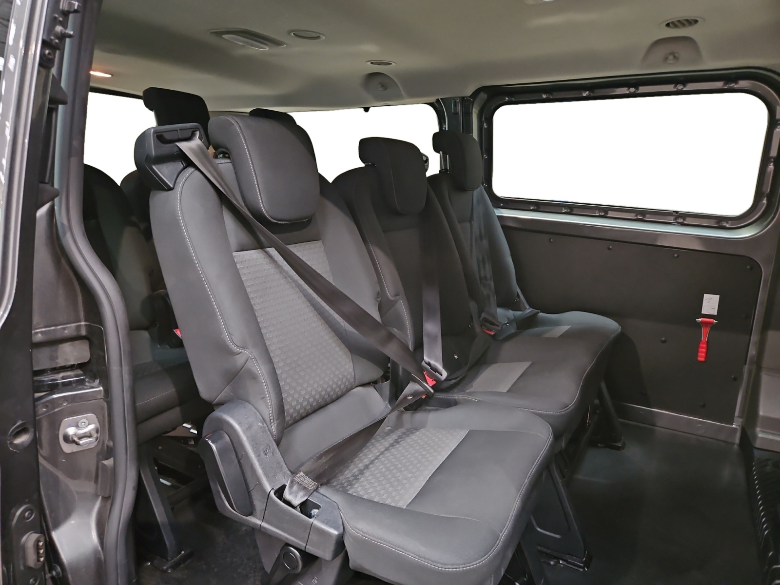 FORD TRANSIT Custom KOMBI 320 L2H1 2.0 EcoBlue 130 Trend Business 2023