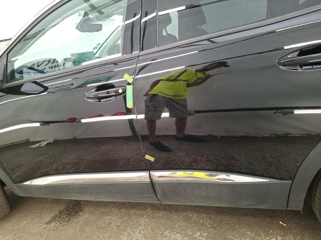 PEUGEOT 3008 Hybrid 225 e-EAT8 Allure Pack 2021