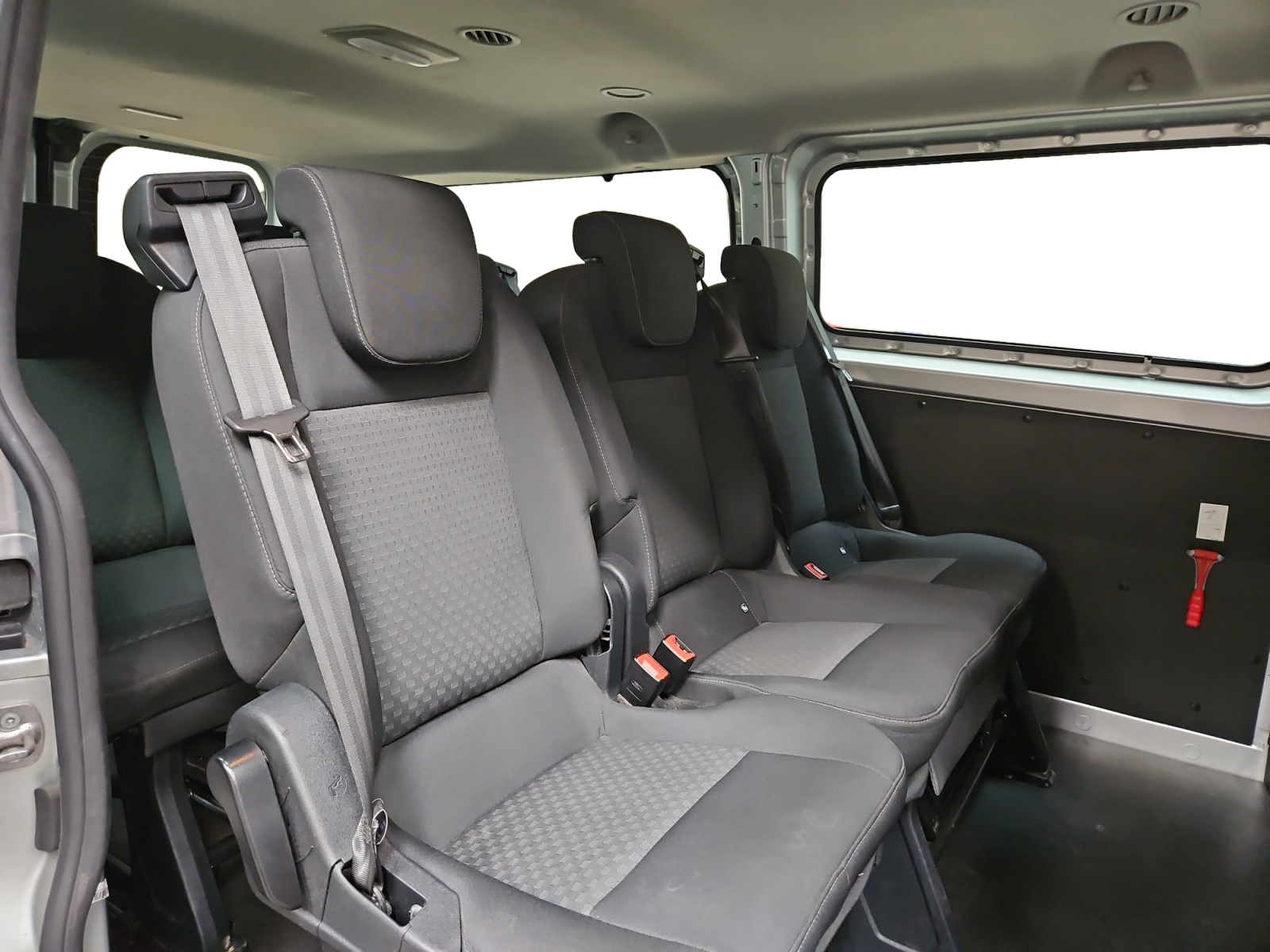 FORD TRANSIT Custom KOMBI 320 L2H1 2.0 EcoBlue 130 Trend Business 2023