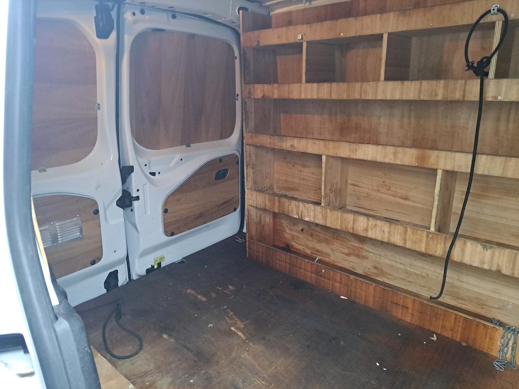 PEUGEOT PARTNER FOURGON STANDARD 650 KG BLUEHDI 100 S&S BVM5 ASPHALT 2021