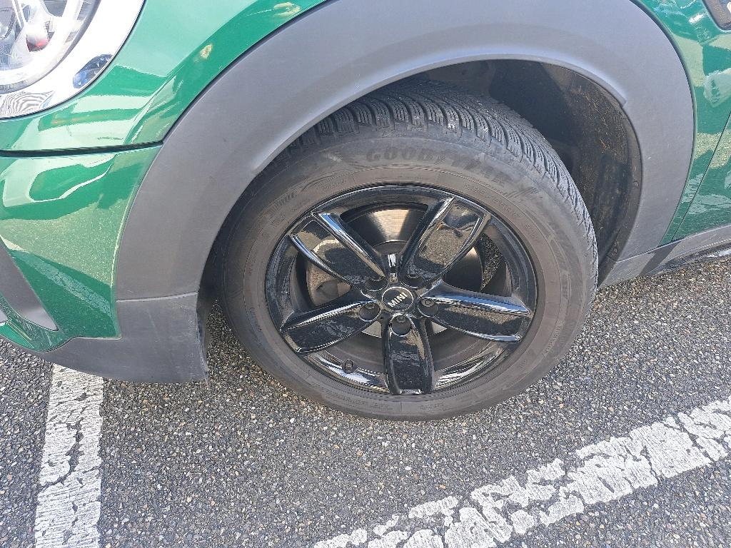 MINI COUNTRYMAN F60 LCI 136 ch BVA7 Cooper Essential 2023