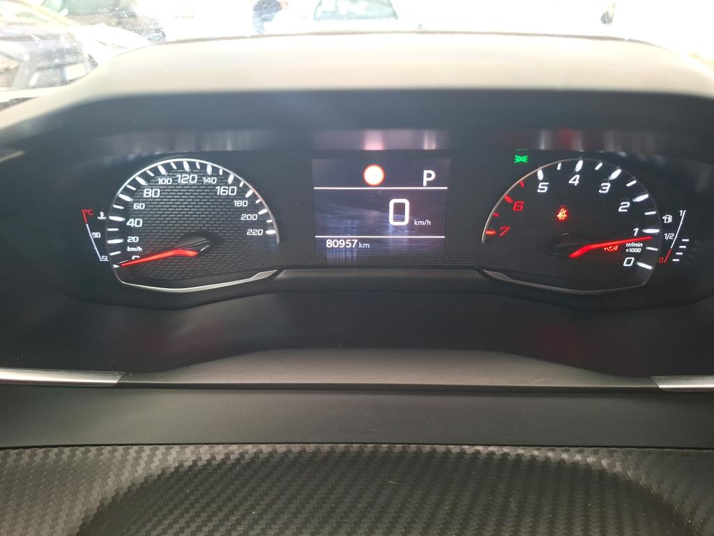 PEUGEOT 2008 PureTech 130 S&S EAT8 Active Pack 2022