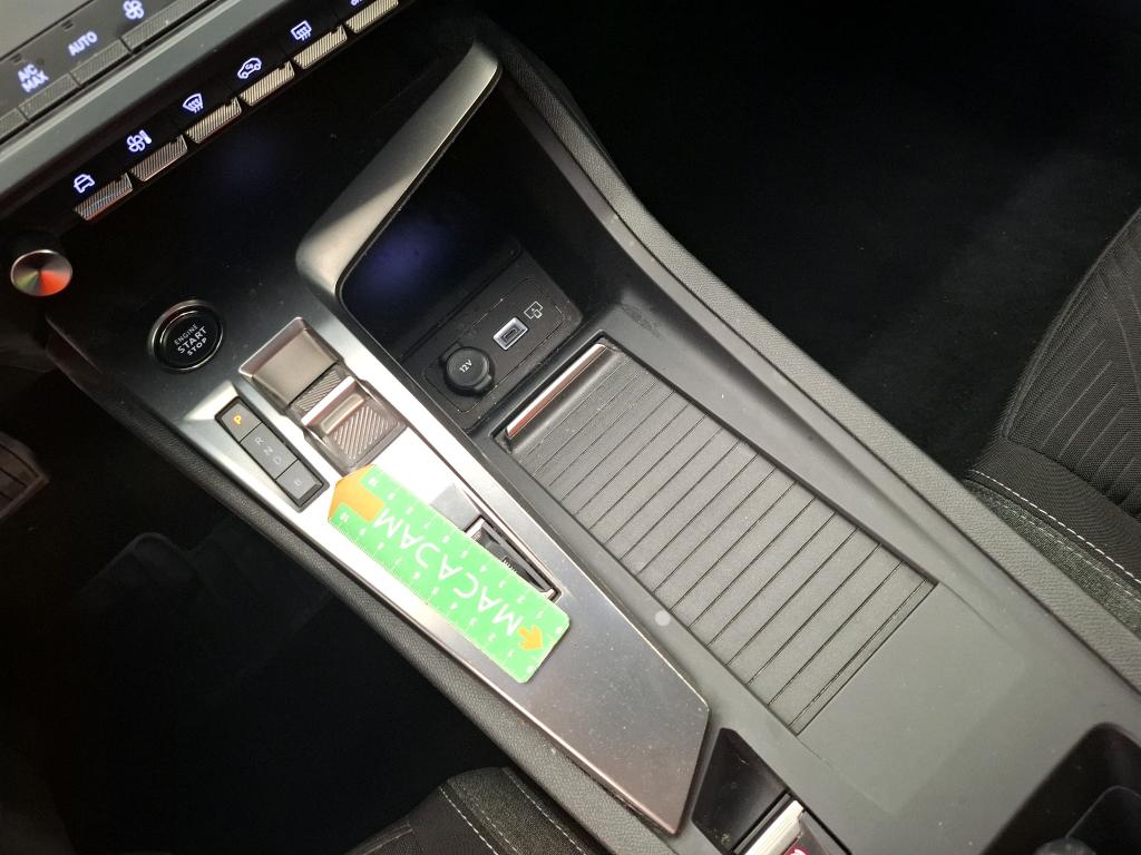 PEUGEOT 308 PHEV 180 e-EAT8 Active Pack 2023