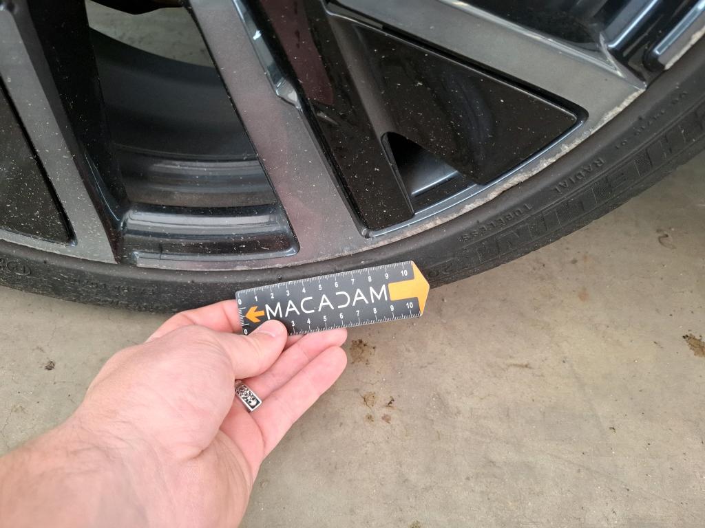 PEUGEOT 208) 208 PureTech 130 S&S EAT8 GT Pack 2021