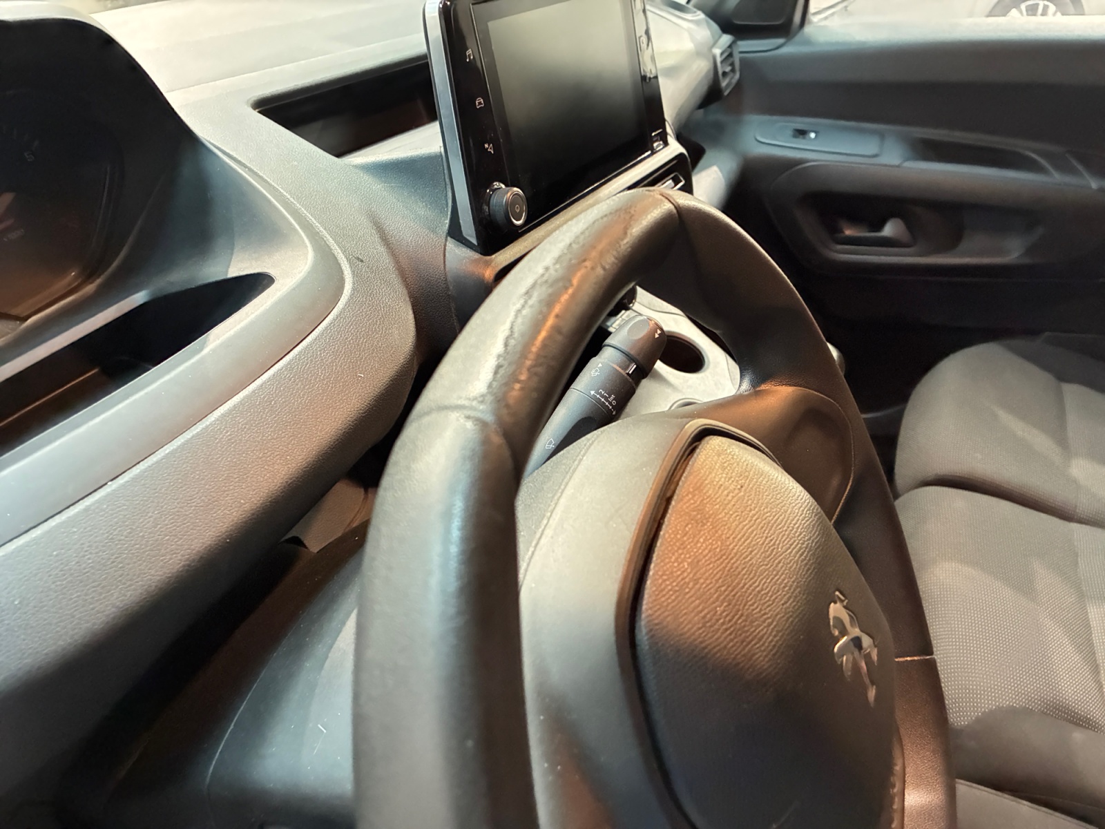 PEUGEOT PARTNER FOURGON STANDARD 650 KG BLUEHDI 100 S&S BVM6 PREMIUM 2022