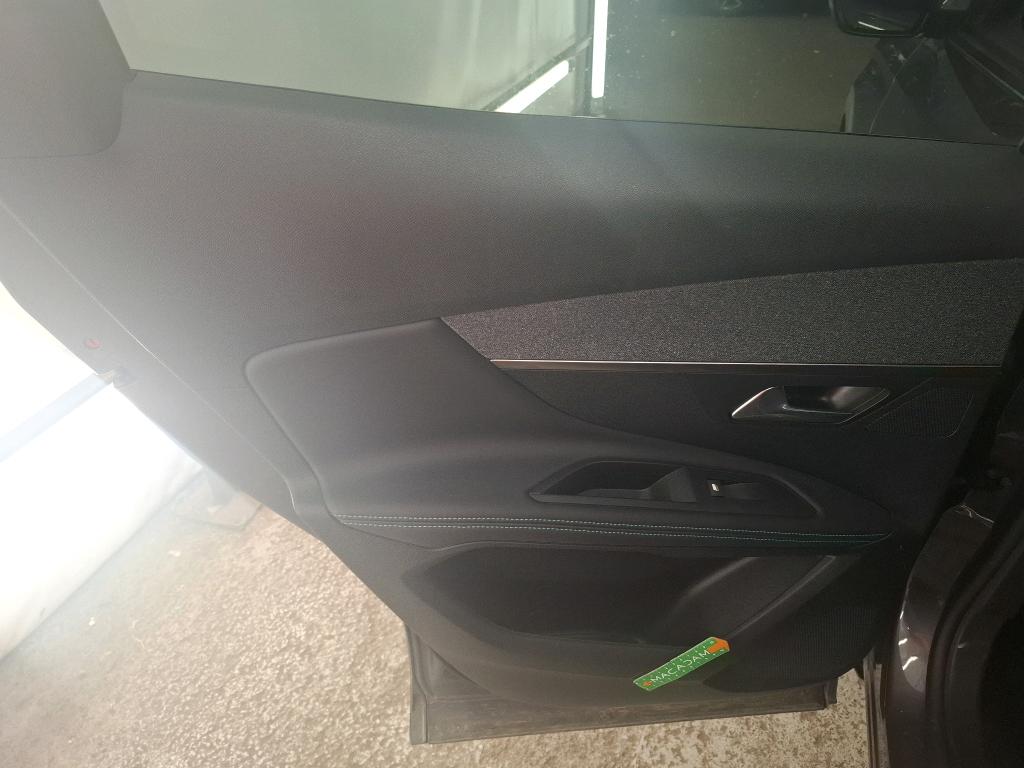 PEUGEOT 3008 Hybrid4 300 e-EAT8 Allure Pack 2023