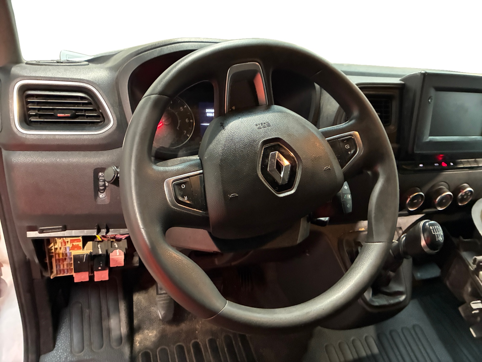 RENAULT MASTER FGN TRAC F3500 L2H2 DCI 135 GRAND CONFORT 2020