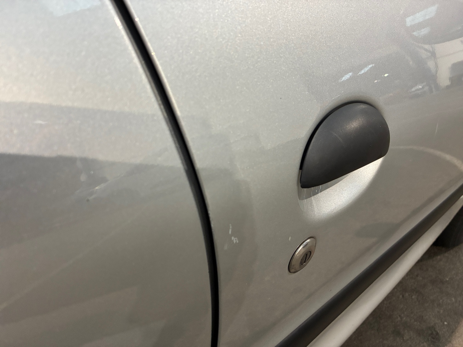 PEUGEOT 206+ 1.4 HDi 70ch BLUE LION Urban 2009
