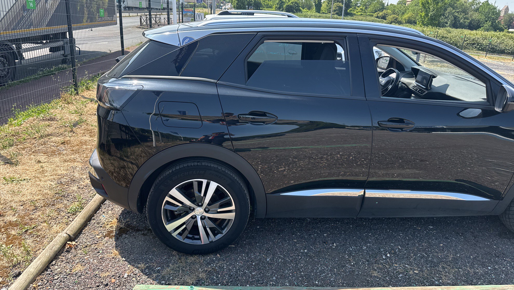 PEUGEOT 3008 Hybrid 225 e-EAT8 Allure Pack 2021
