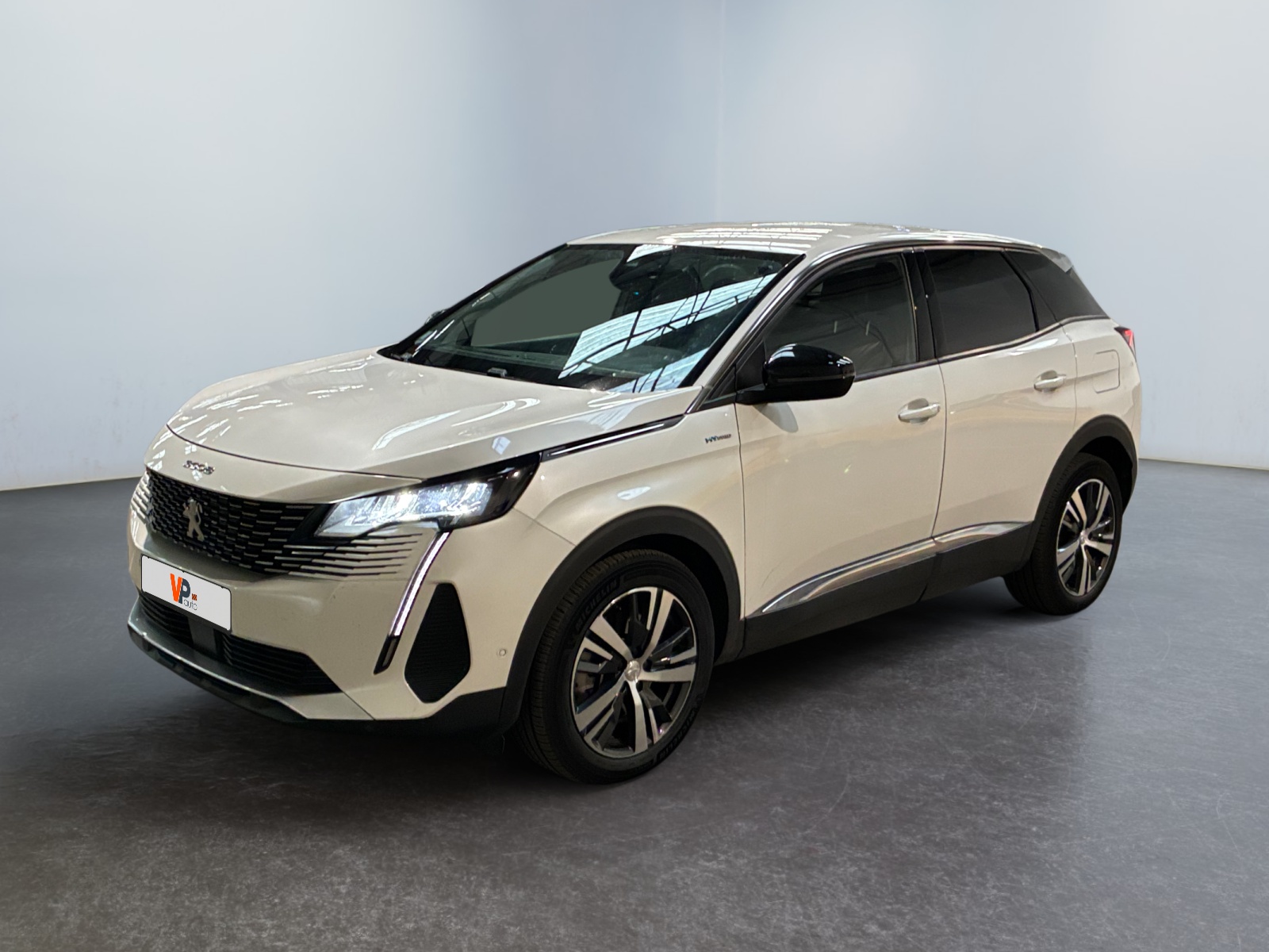 3008 HYBRID