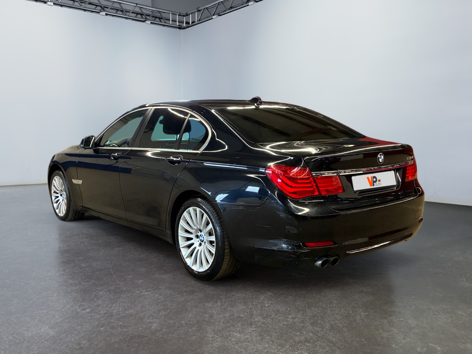BMW SERIE 7 F01/F02/F04 730d Luxe A 2011