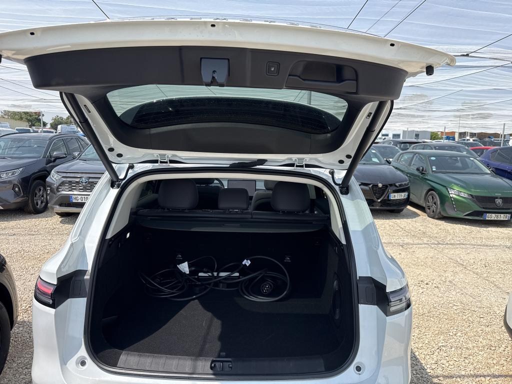 LEAPMOTOR C10 Hybrid Design 2025