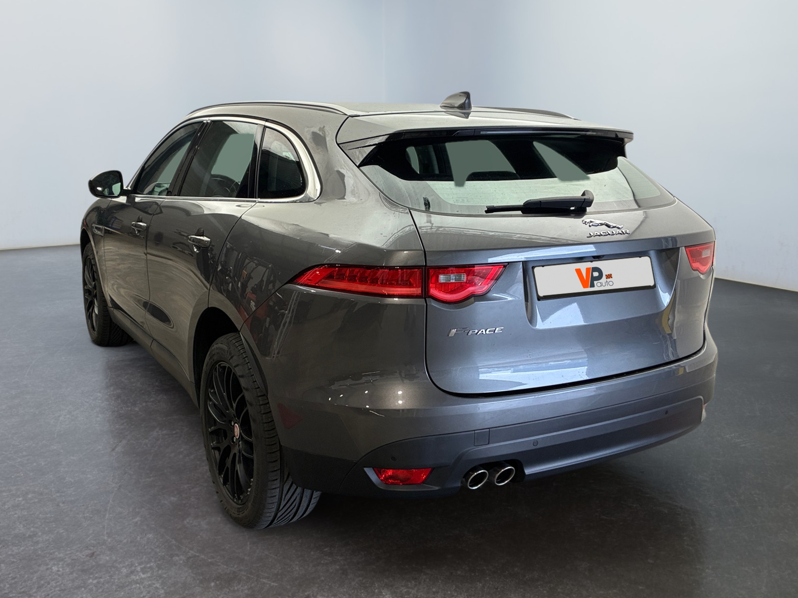 JAGUAR F-Pace 2.0 D - 180 ch AWD BVA8 Prestige Prestige 2018