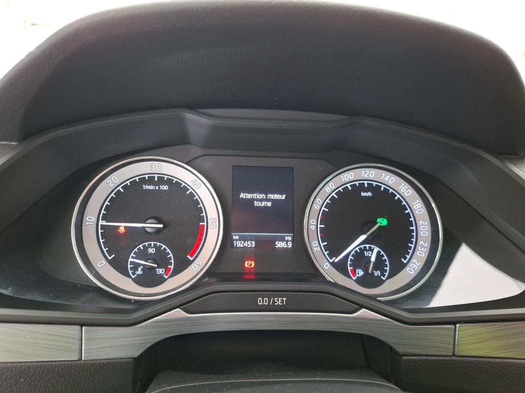 SKODA SUPERB COMBI 2.0 TDI 150 SCR DSG7 Business 2021