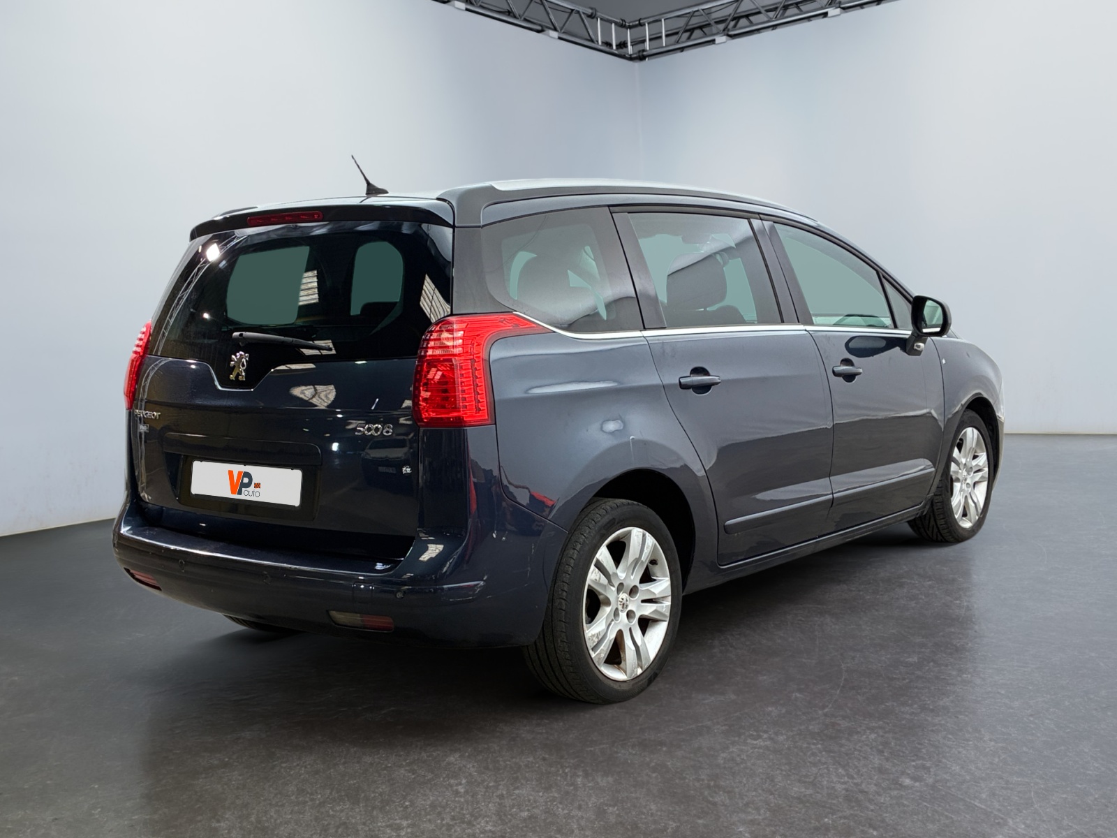 PEUGEOT 5008 2.0 HDi 150ch FAP BVM6 Allure 7pl 2013