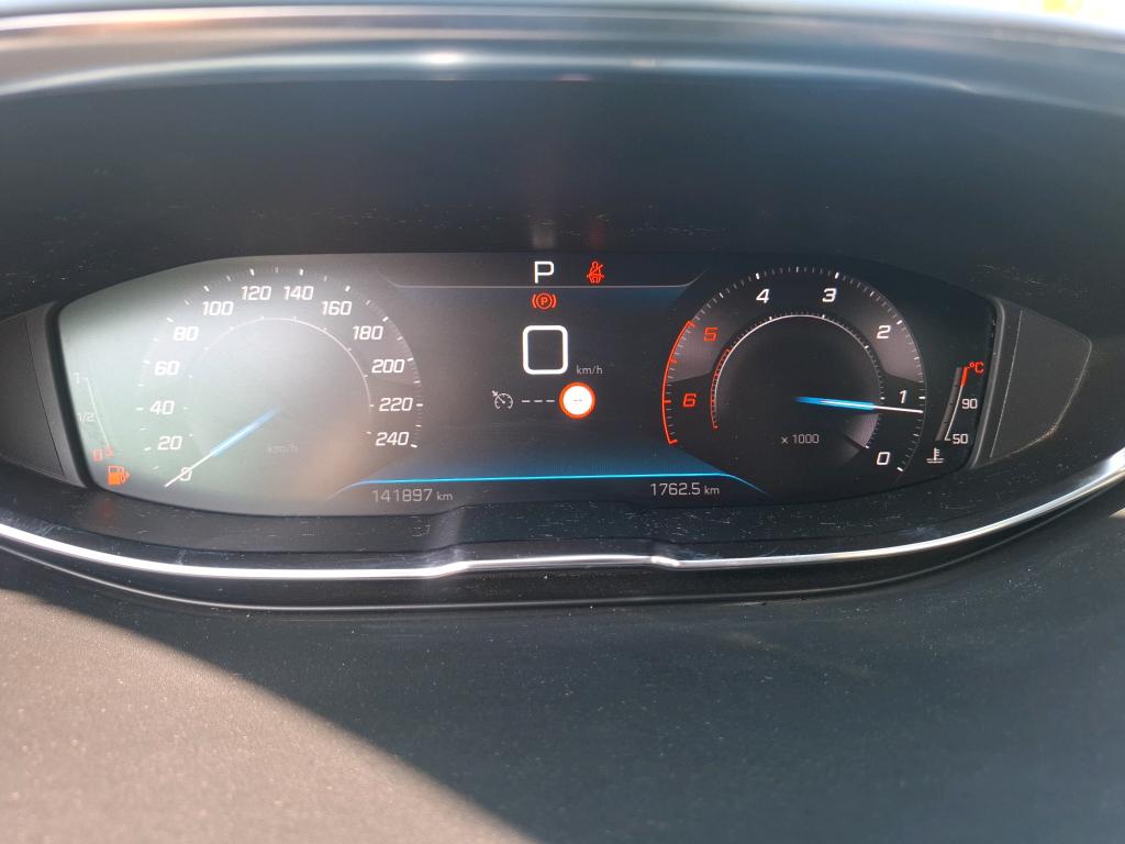 PEUGEOT 3008 BlueHDi 130ch S&S EAT8 Allure Pack 2021